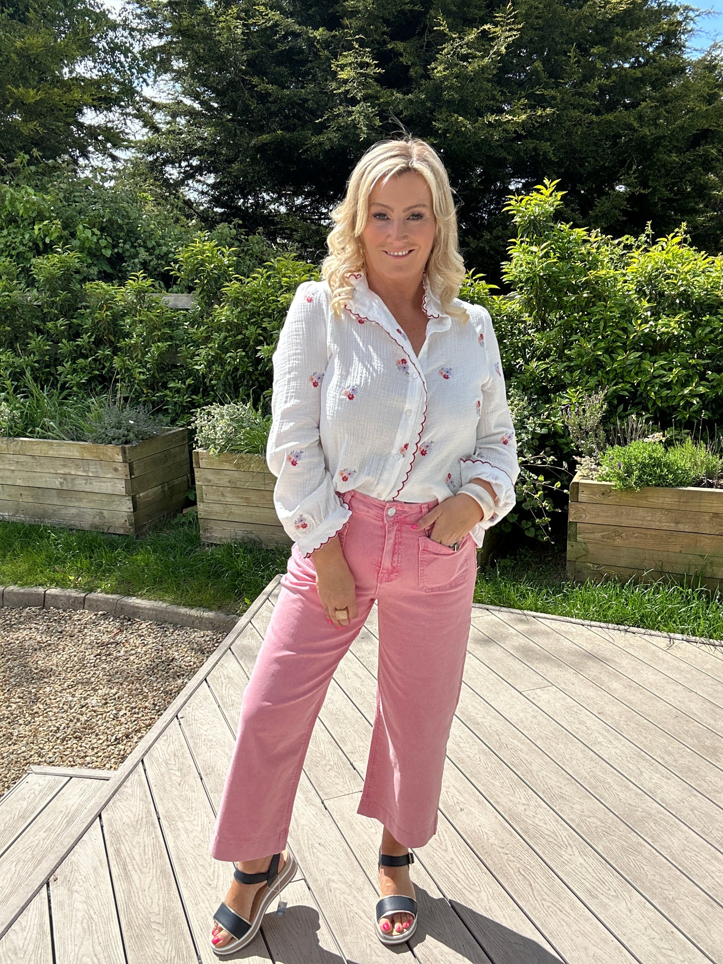 Laine Crop Pink Jean