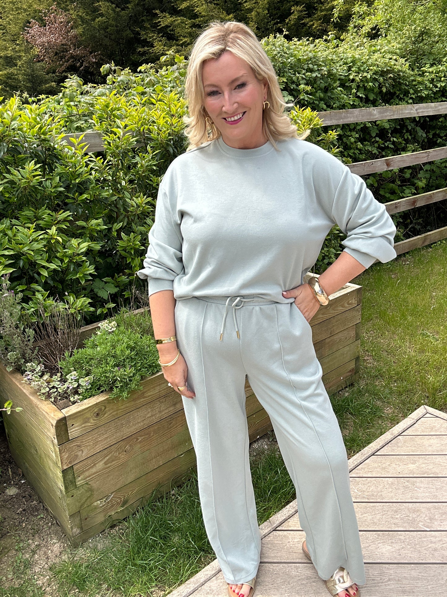 Amy Jogger Sage Regular