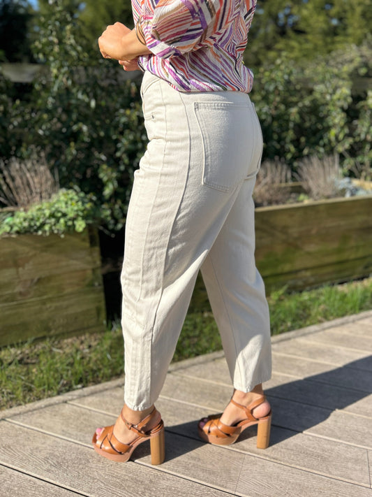 Dea Barrel Jeans Ecru Short - Image 1