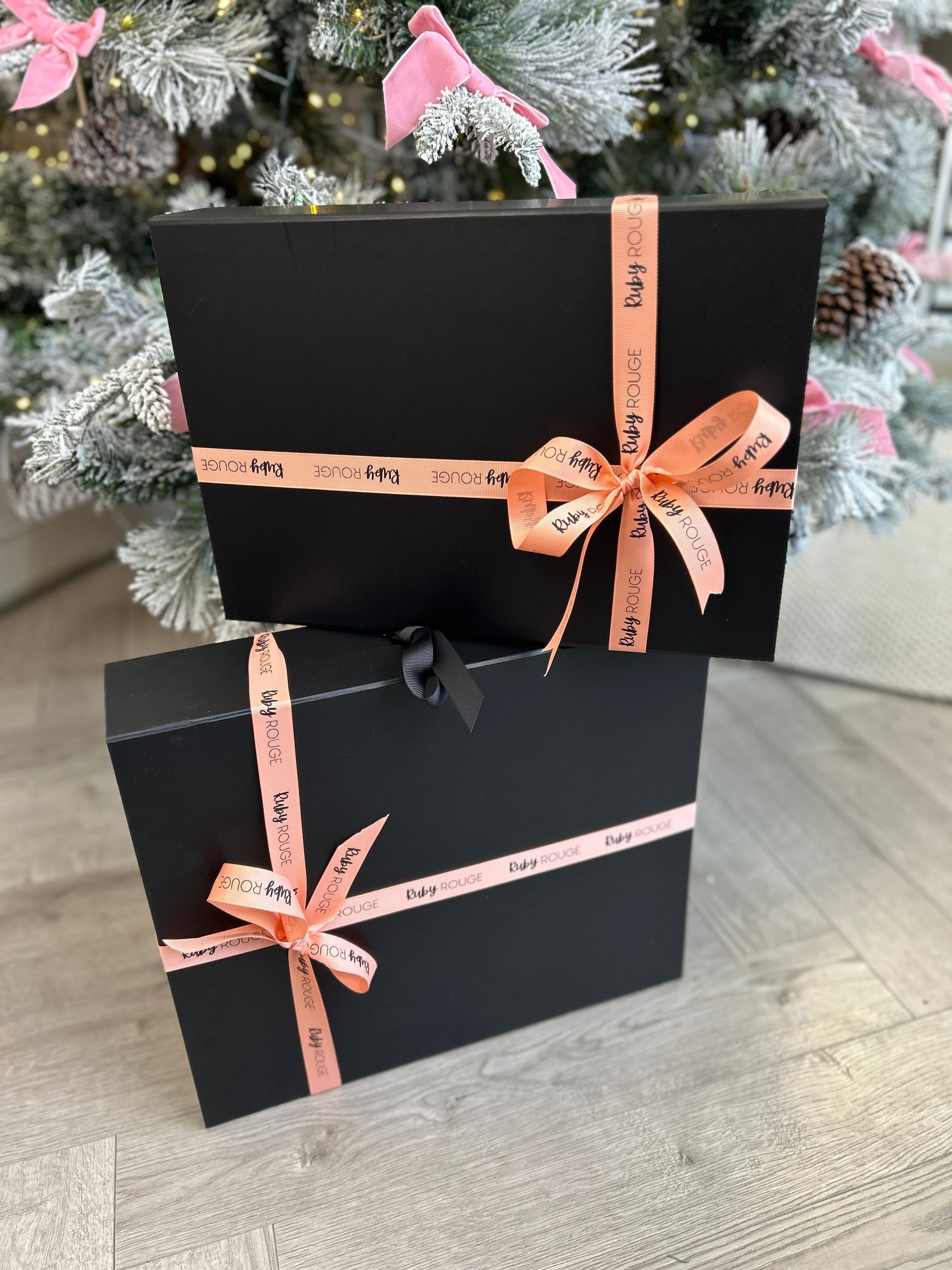 GIFT BOXES