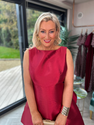 Feyre Bow Dress Red (Neat Fit)