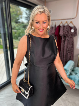 Feyre Bow Dress Black (Neat Fit)