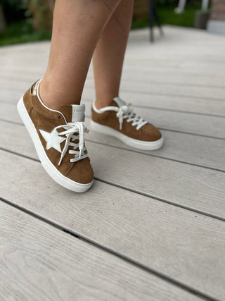 Starla Camel Trainers
