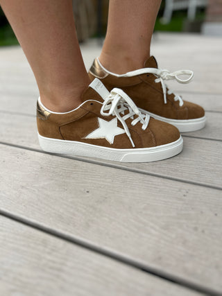 Starla Camel Trainers