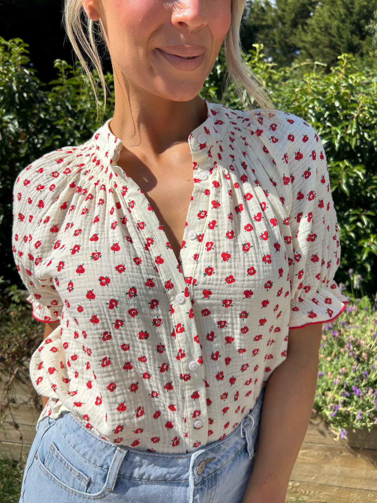 Flossy shirt