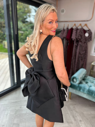 Feyre Bow Dress Black (Neat Fit)