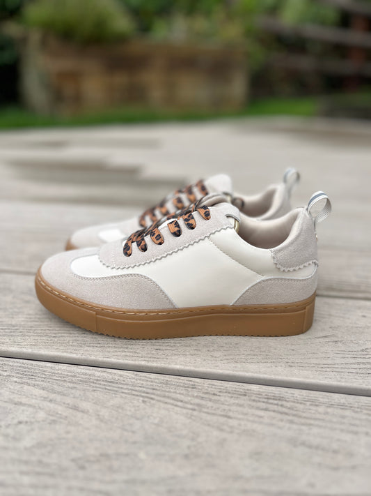 Ciara Trainer Stone