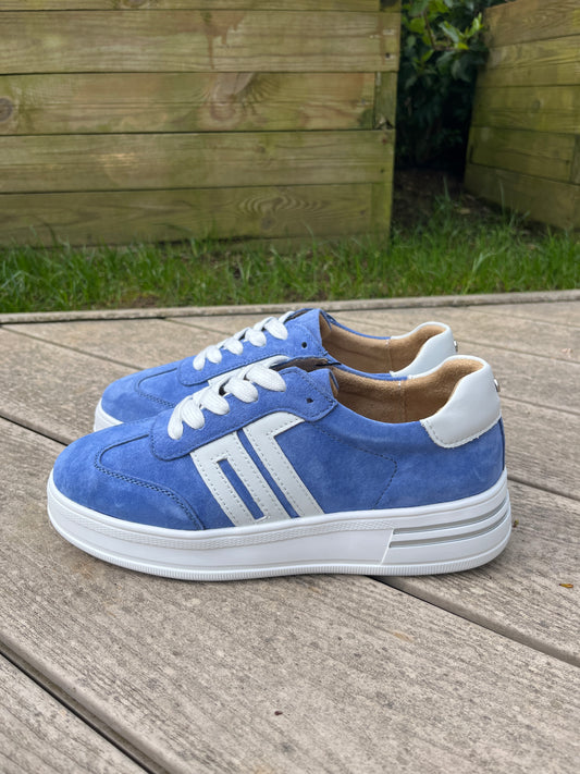 Azzure trainers