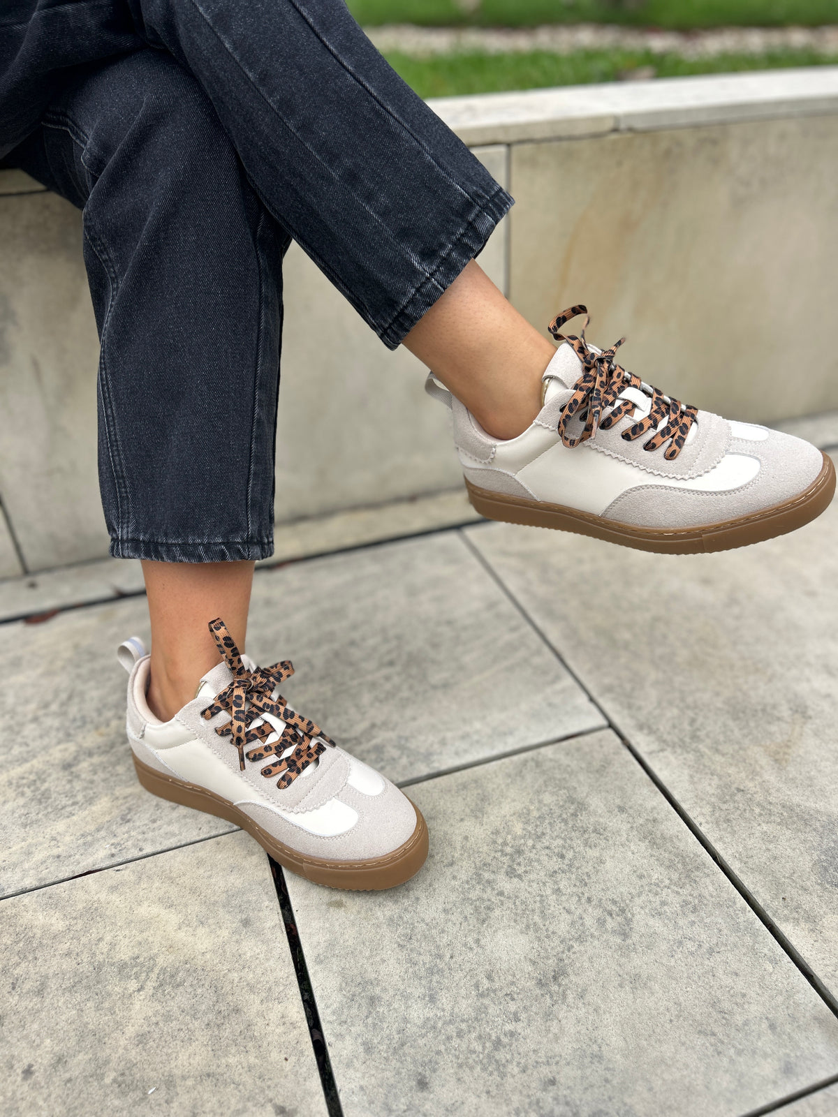 Ciara Trainer Stone