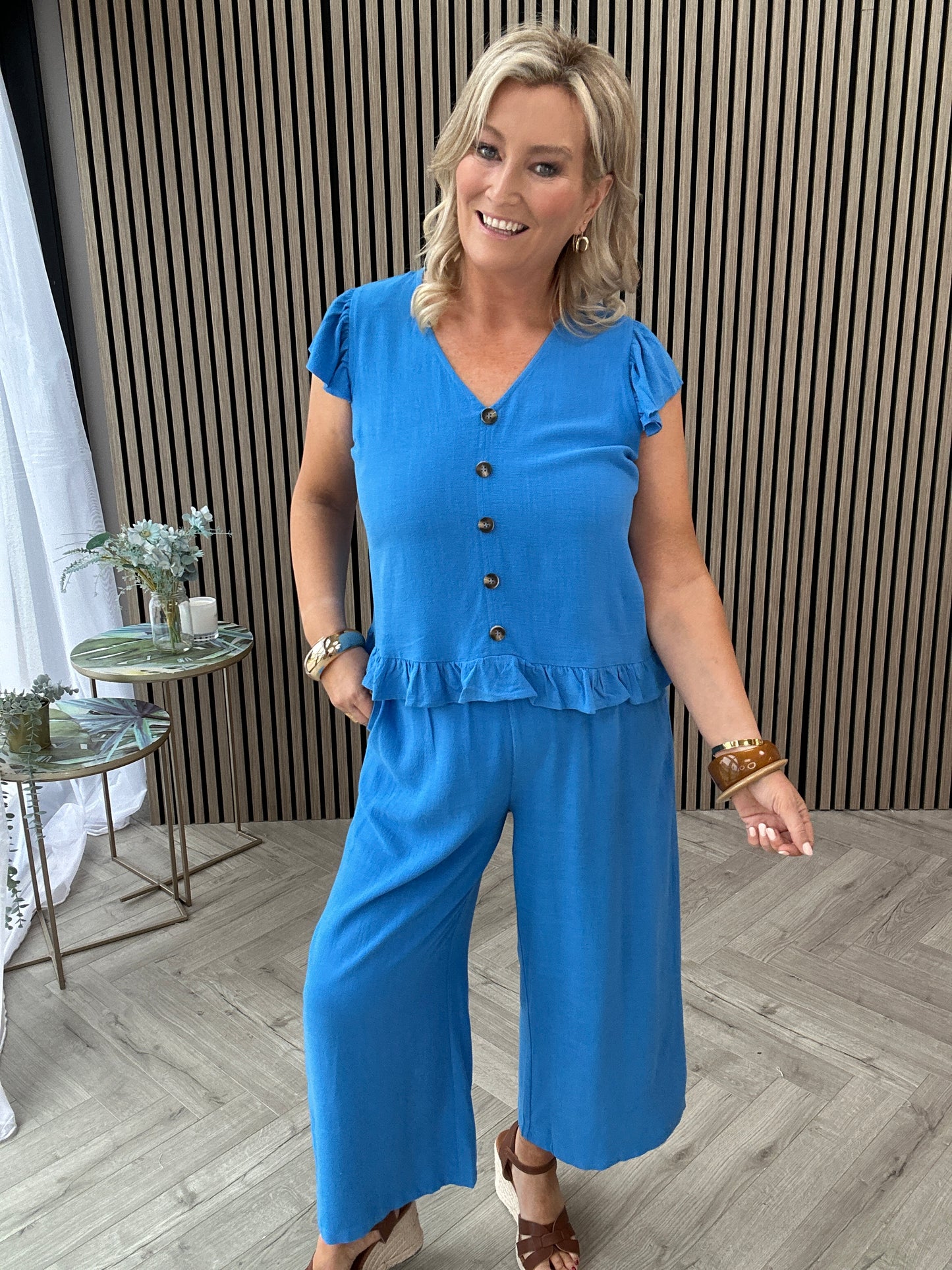 Lois Set Blue