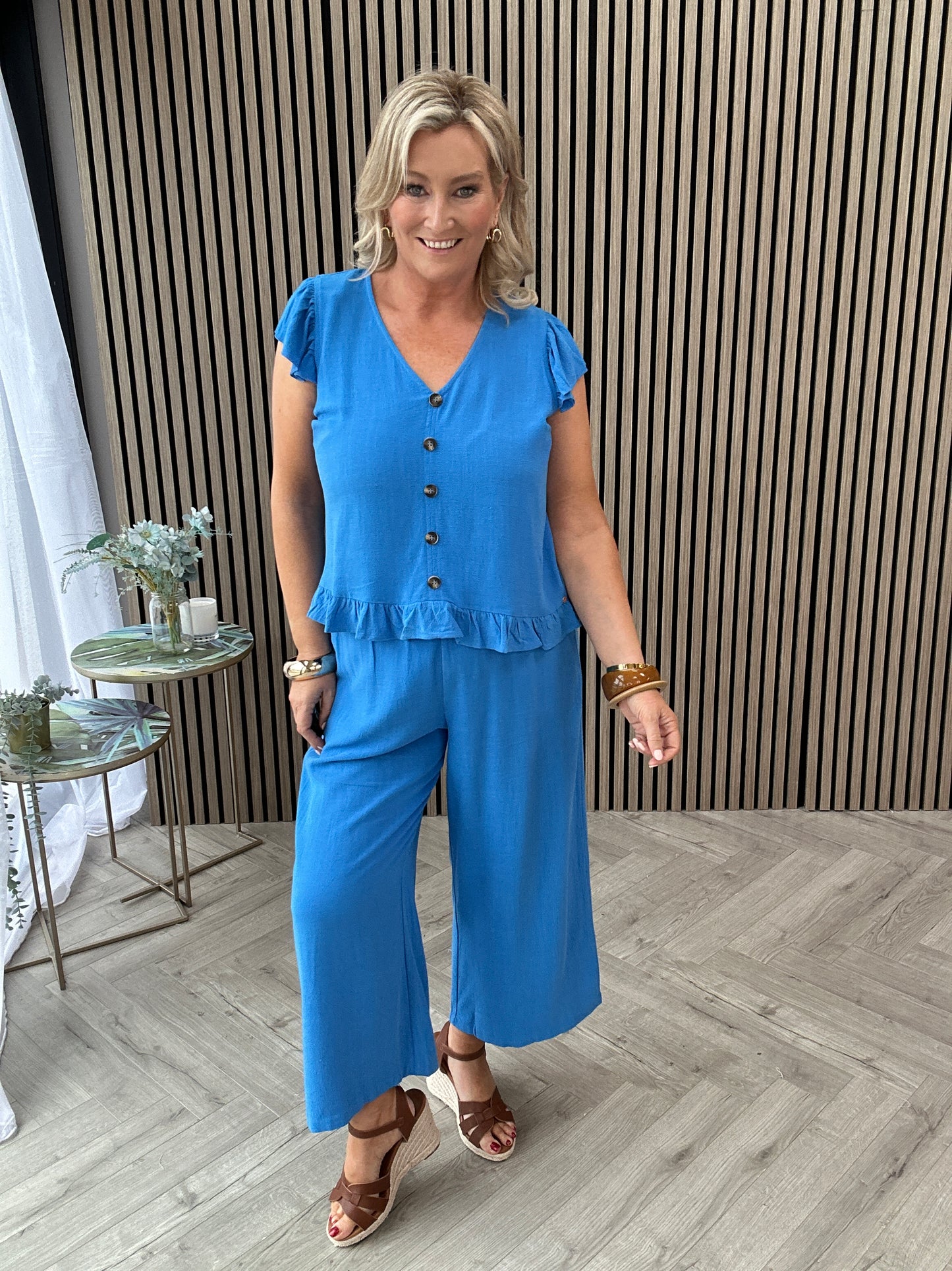 Lois Set Blue