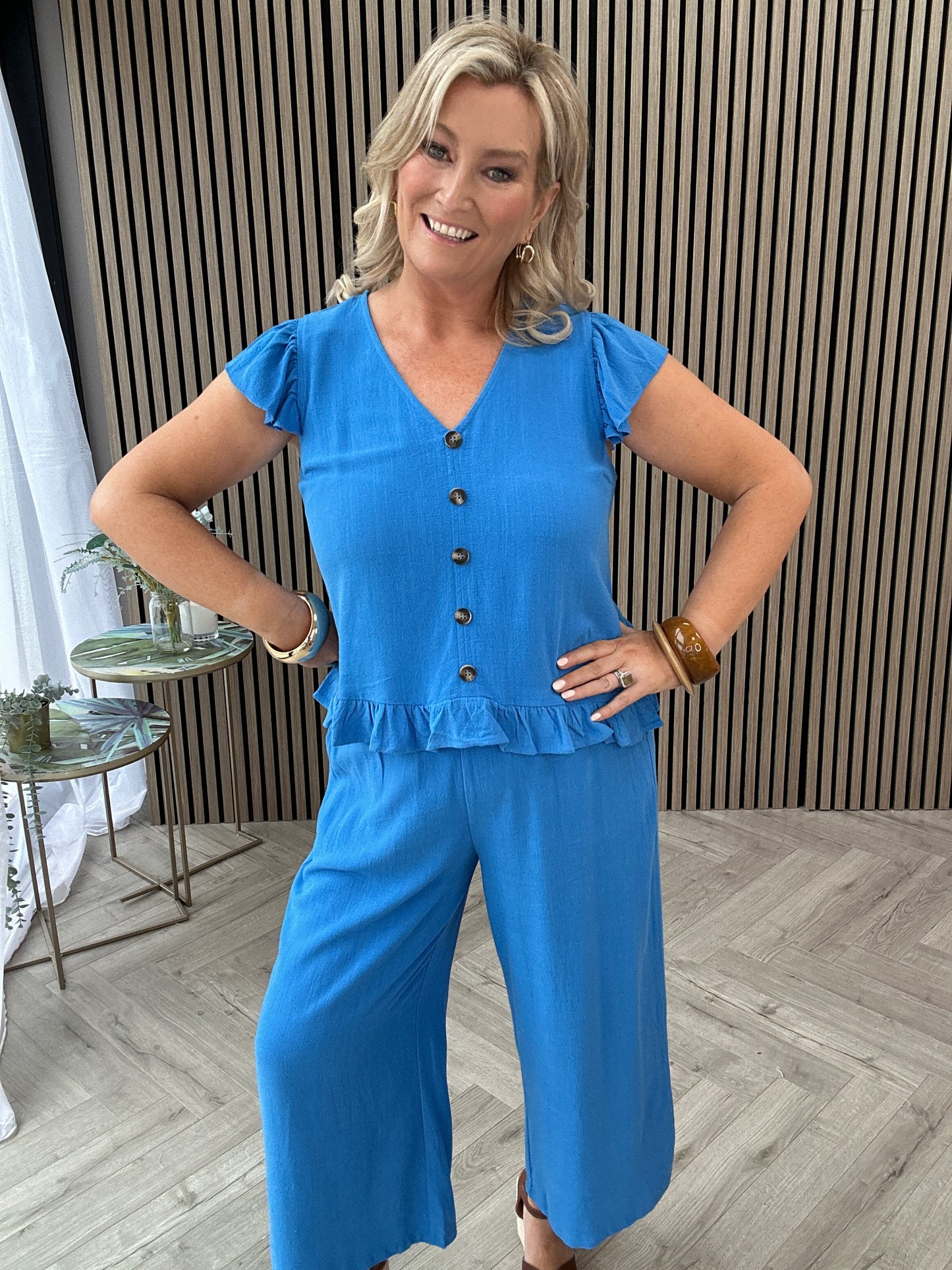 Lois Set Blue