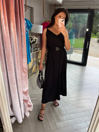Giovanna Belted Dress In Black