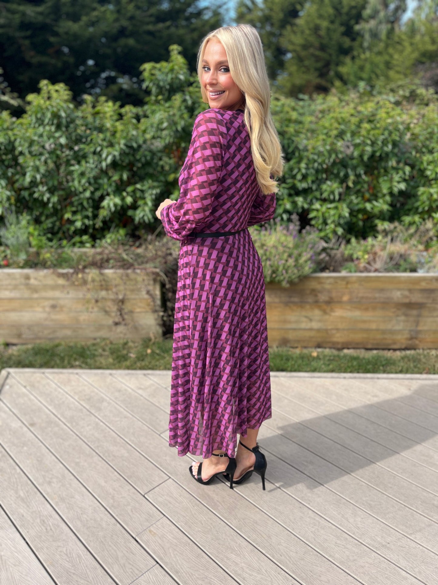 Lilian Dress Burgundy - Image 3