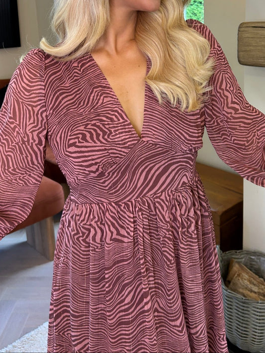 Willow Dress Bordeaux - Image 7