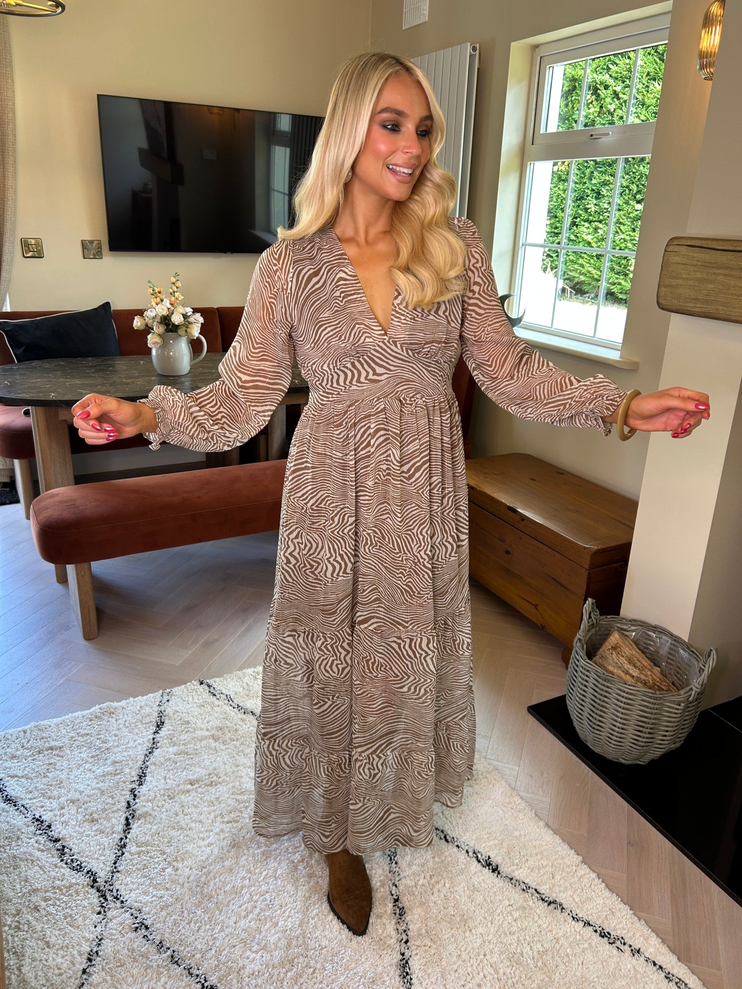 Willow Dress Taupe - Image 2