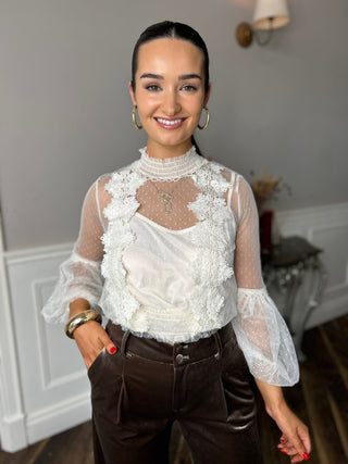 Beatrix Top Ecru - Image unknown