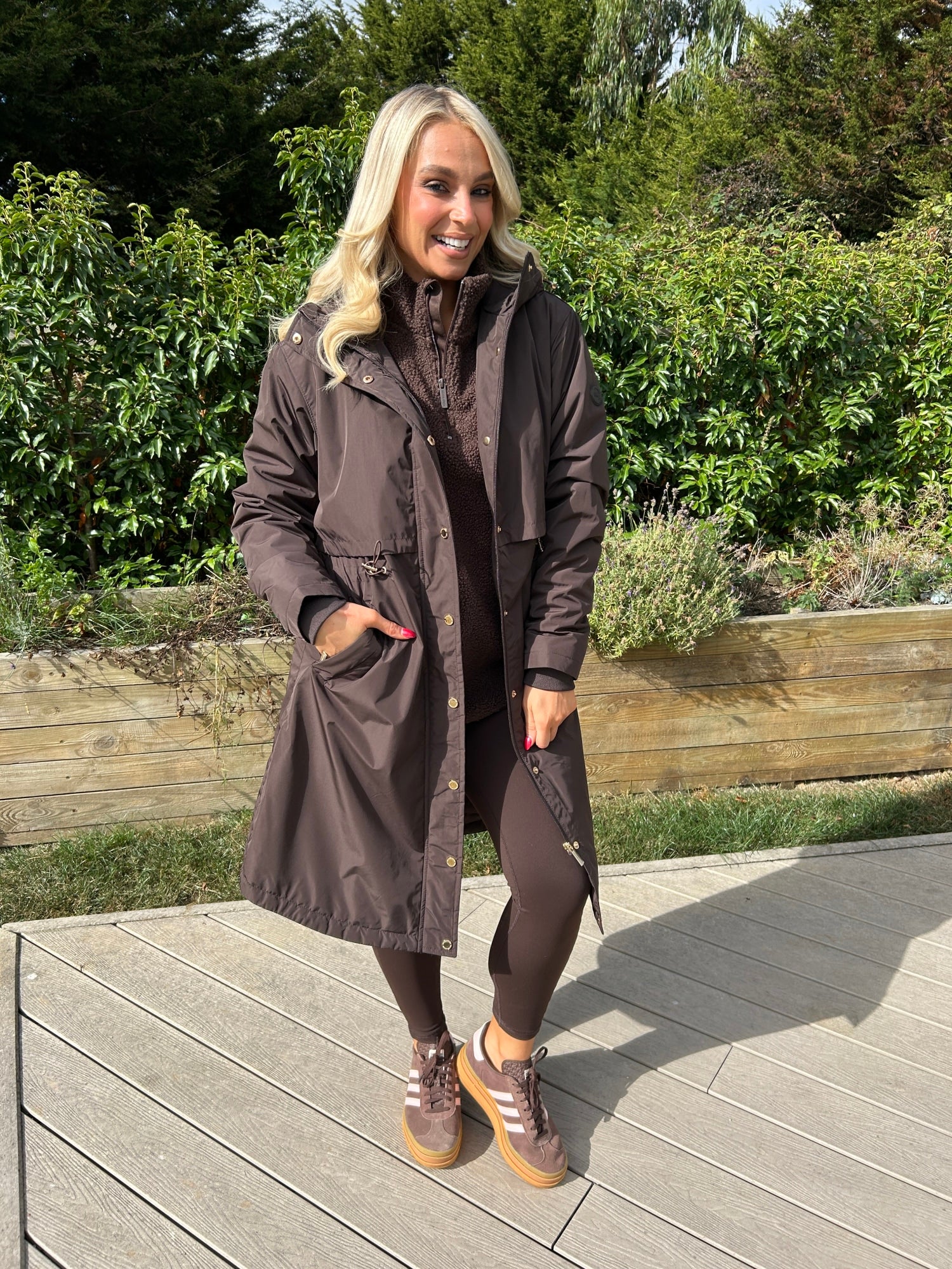 Becca Coat Chocolate - Image unknown
