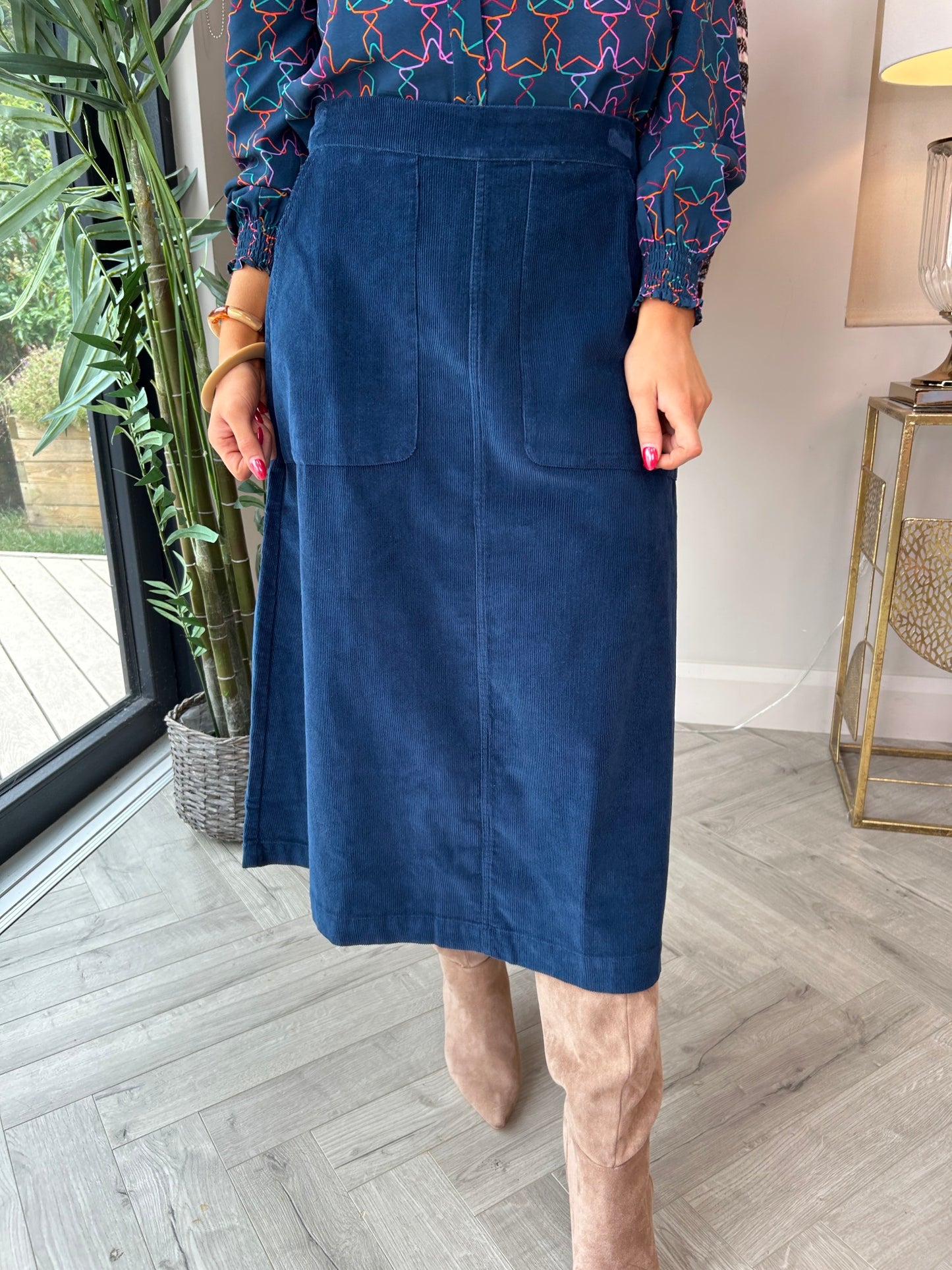 Deirdre Cord Skirt - Image 6