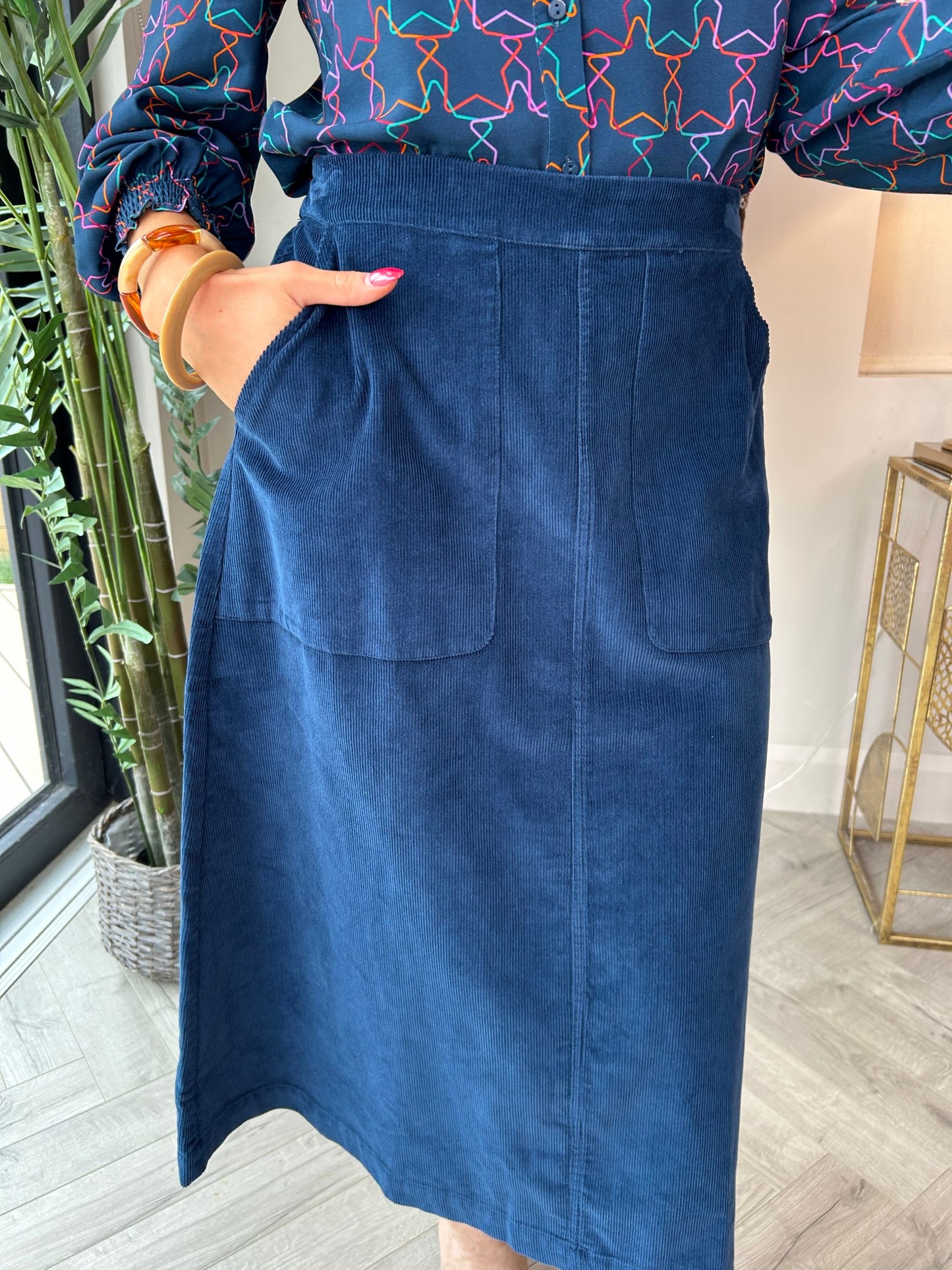 Deirdre Cord Skirt - Image 7