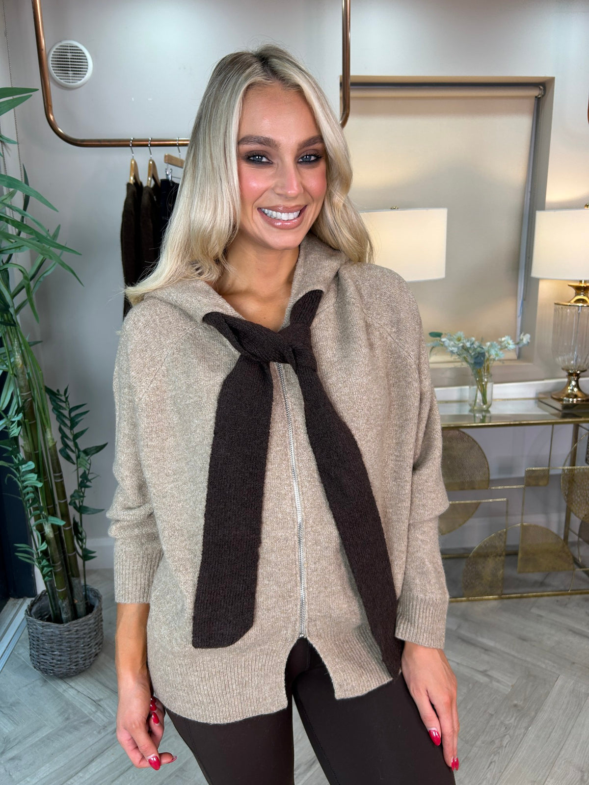 Alba Hoody Taupe - Image unknown