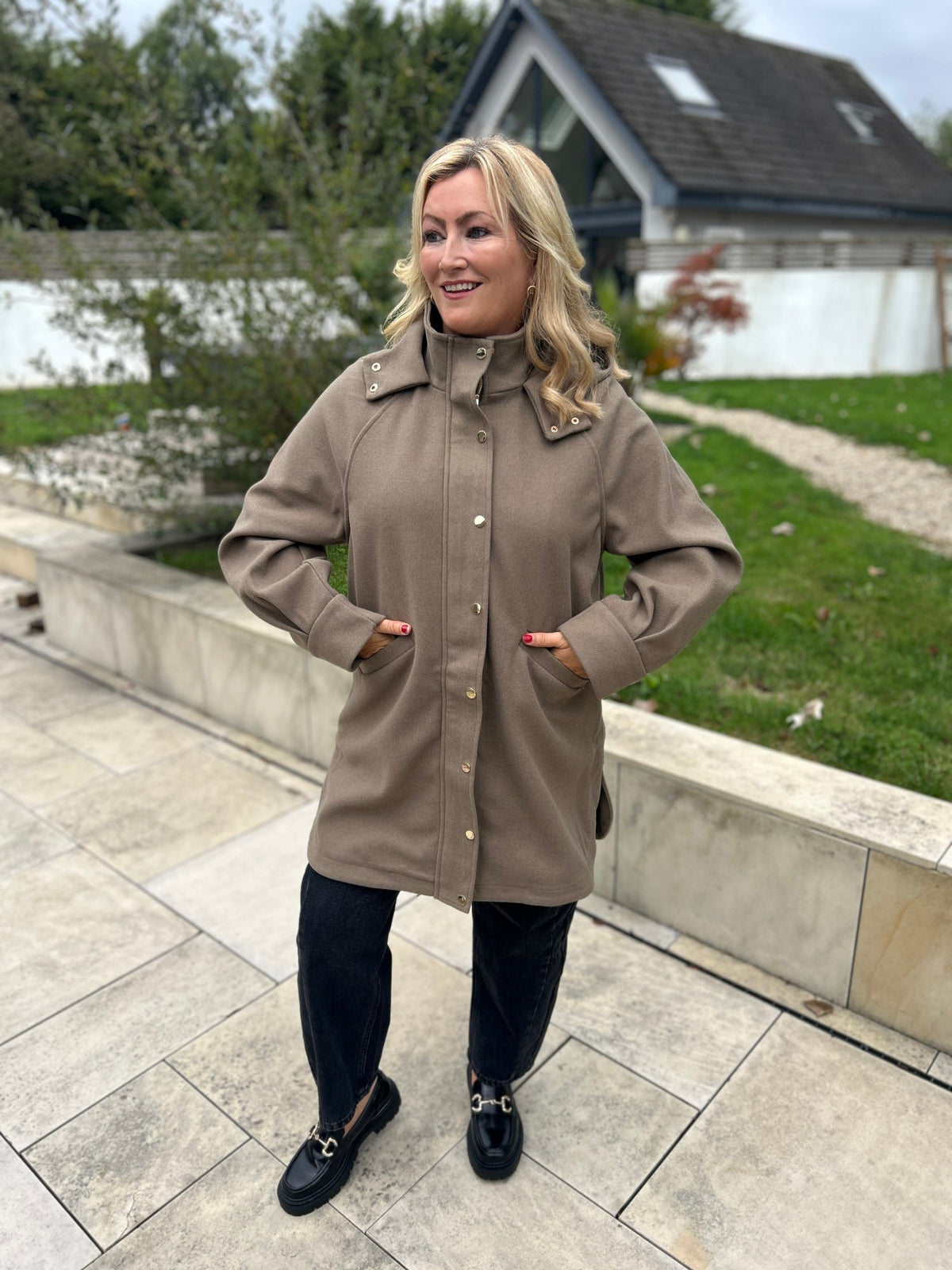 Joanna Coat Moss