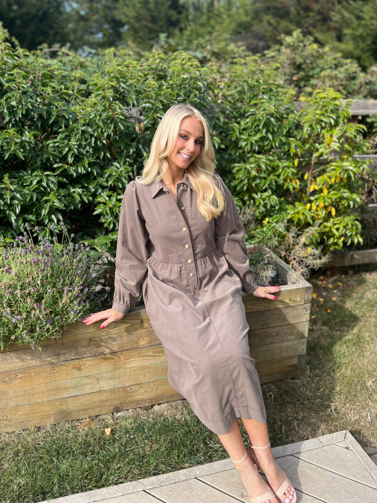 Hazel Shirt Dress Biscuit - Image 3