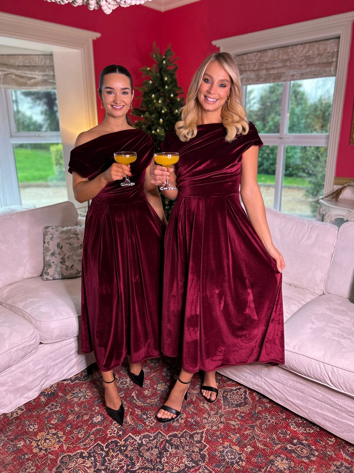 Betty Velvet Dress Berry  - Image 2