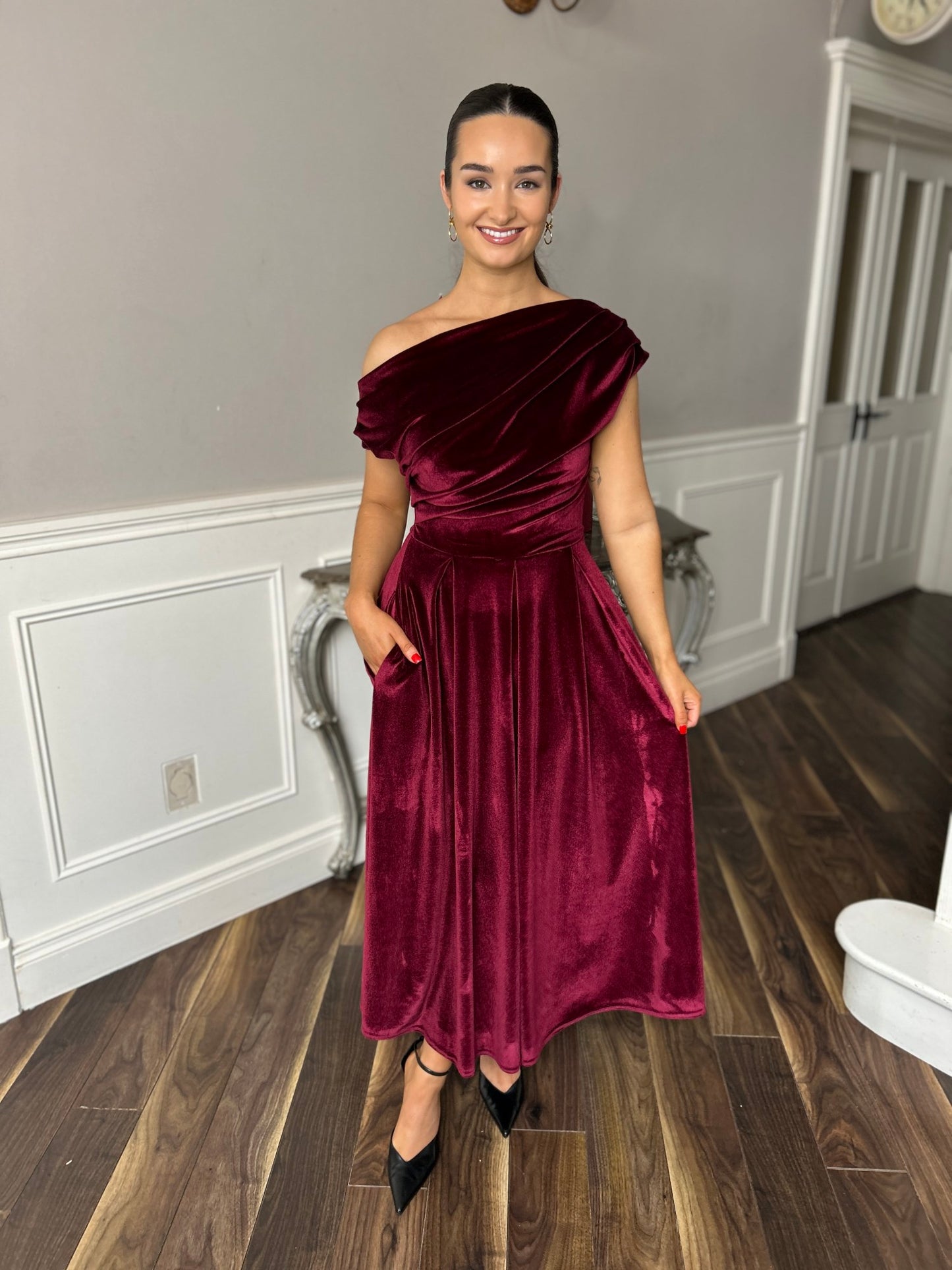 Betty Velvet Dress Berry  - Image 6