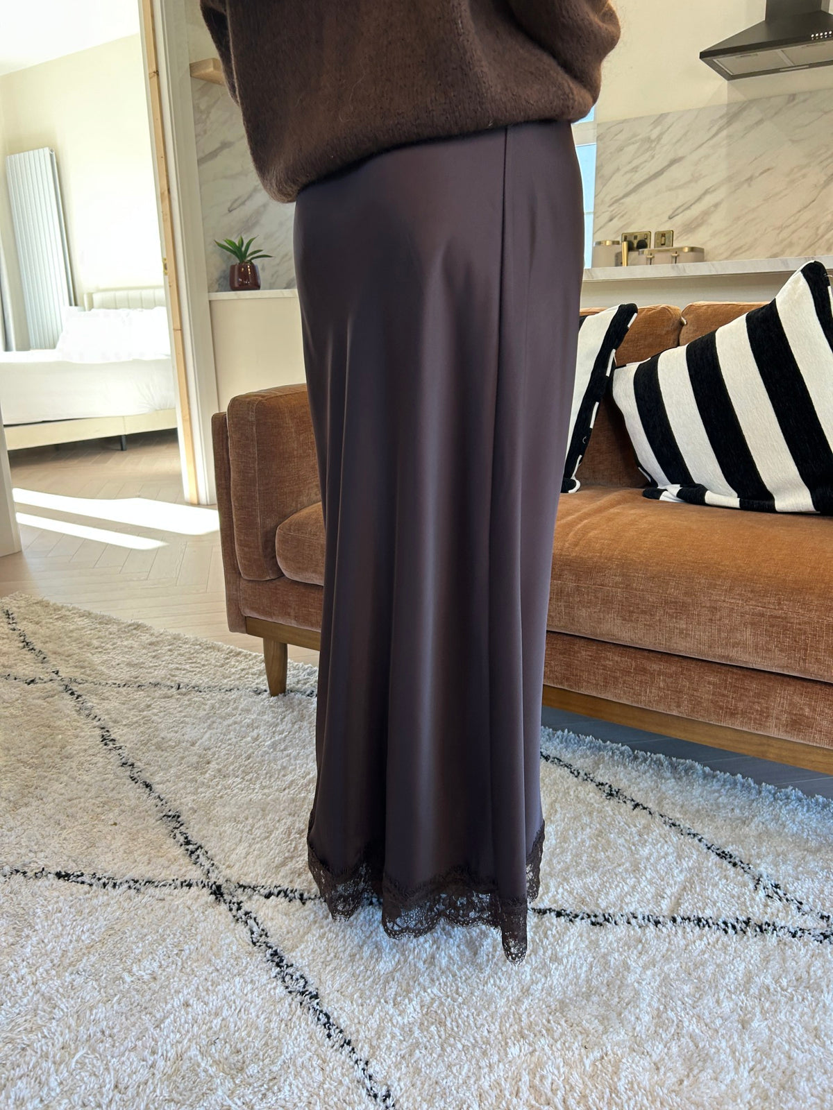 Lola Skirt Chocolate - Image unknown