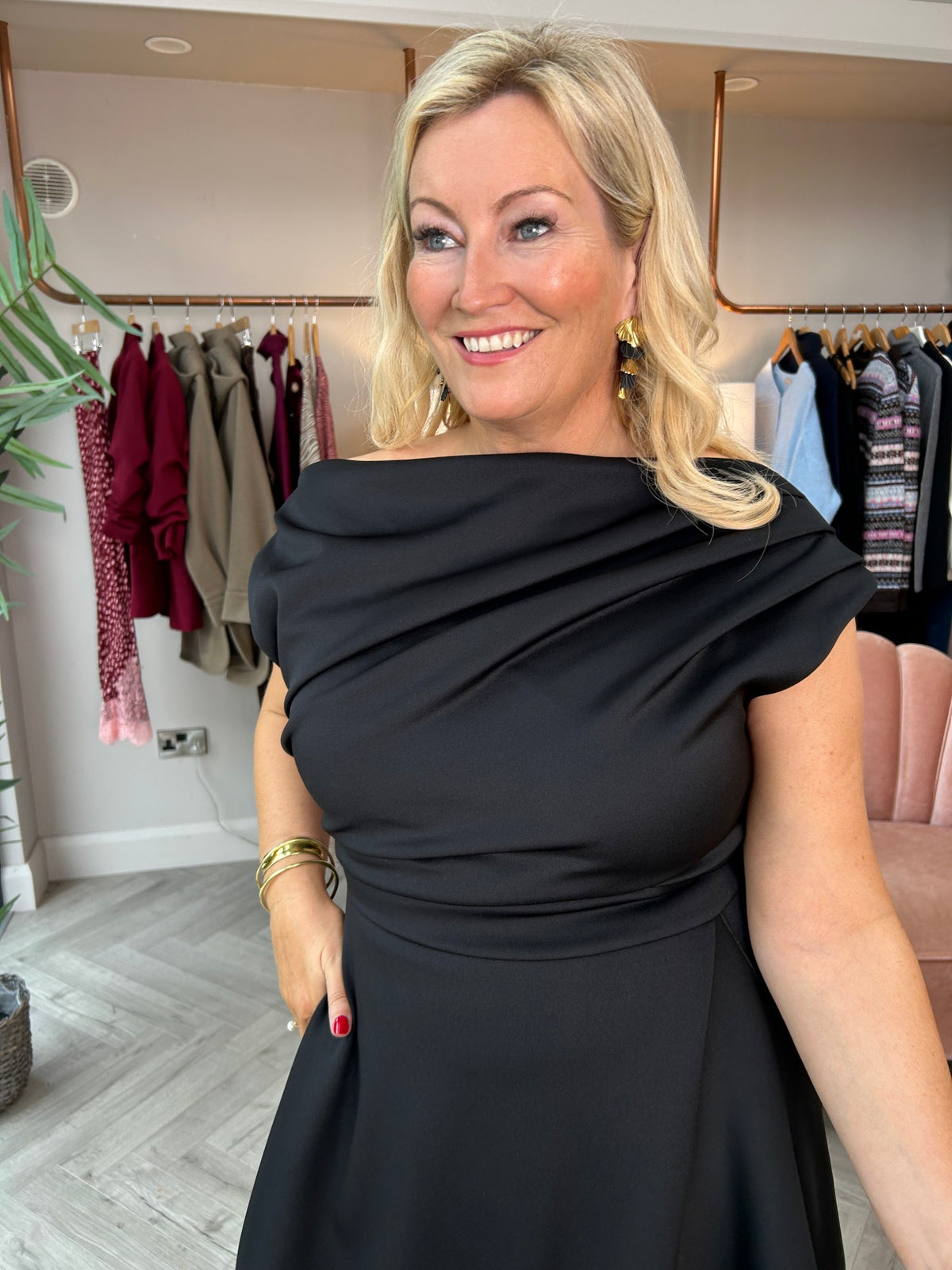 Florrie Maxi Dress Black - Image 1