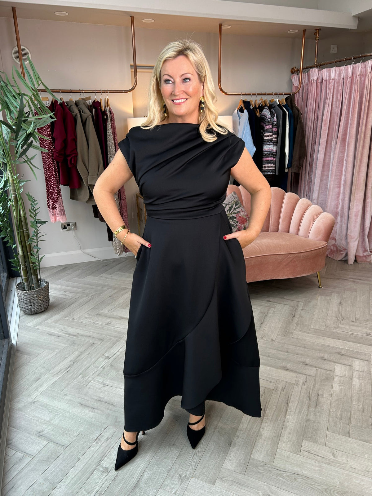 Florrie Maxi Dress Black - Image 9