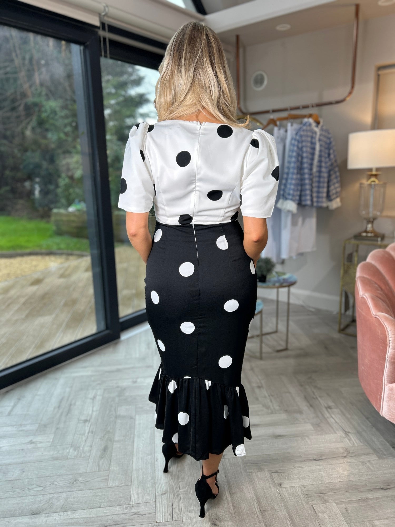 Jennifer Contrast Spot Dress - Image 7