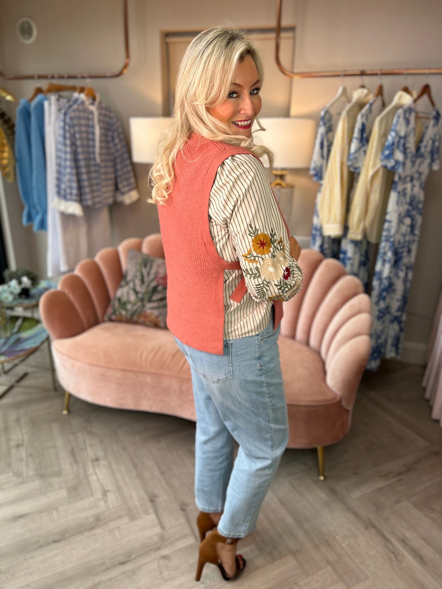 Cassidy Mom Jeans - Image 1