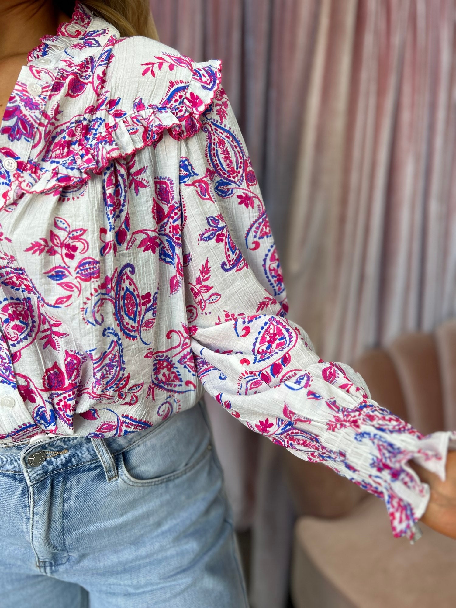 Aralyn Paisley Print blouse - Image 7