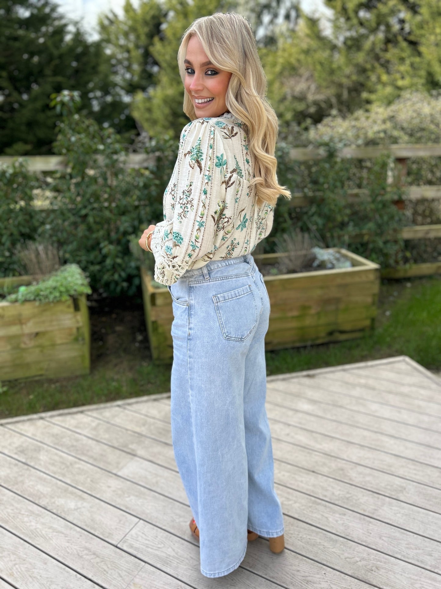 Effie Floral Blouse Green - Image 6