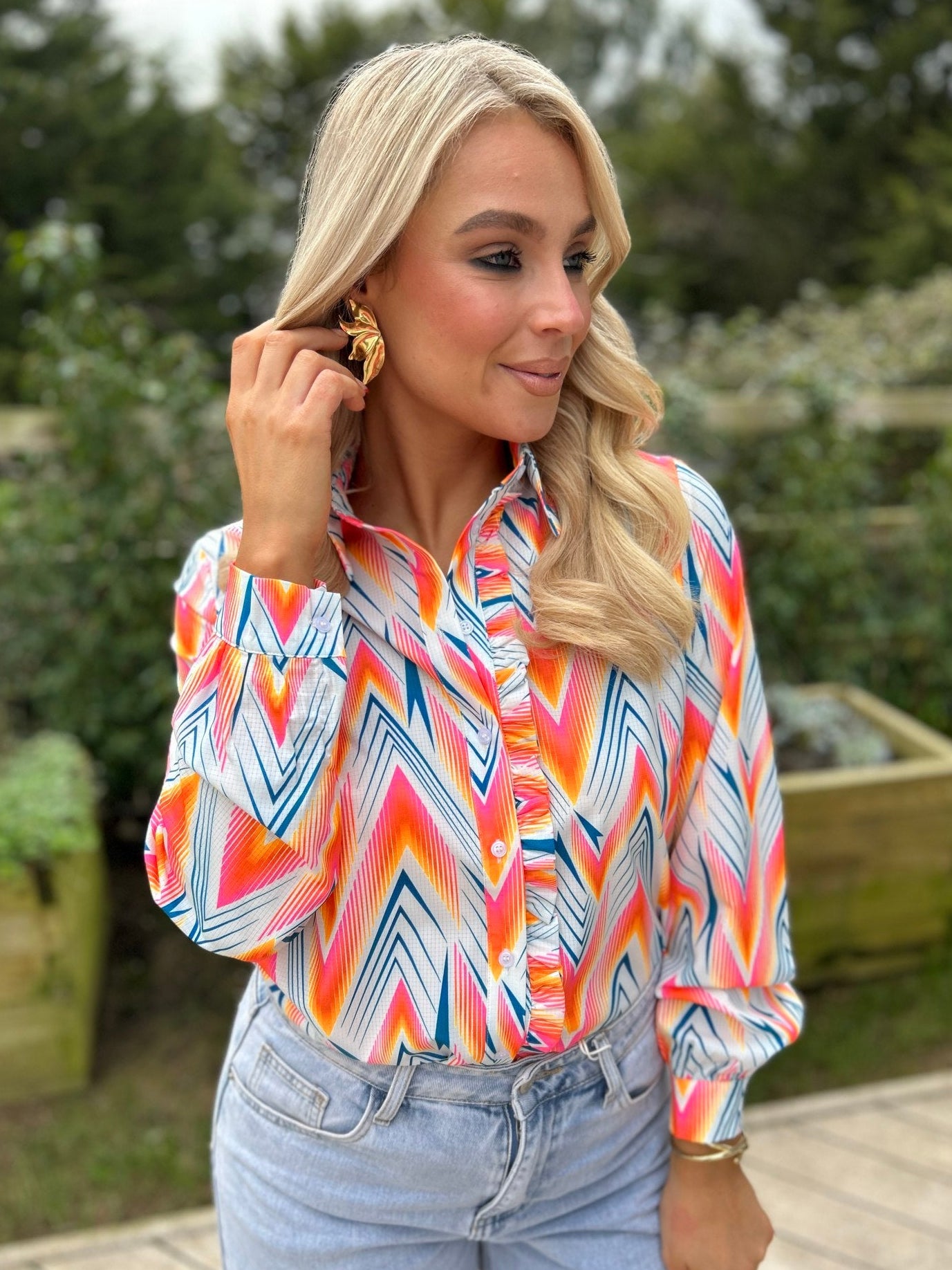 Retro Shirt - Image unknown