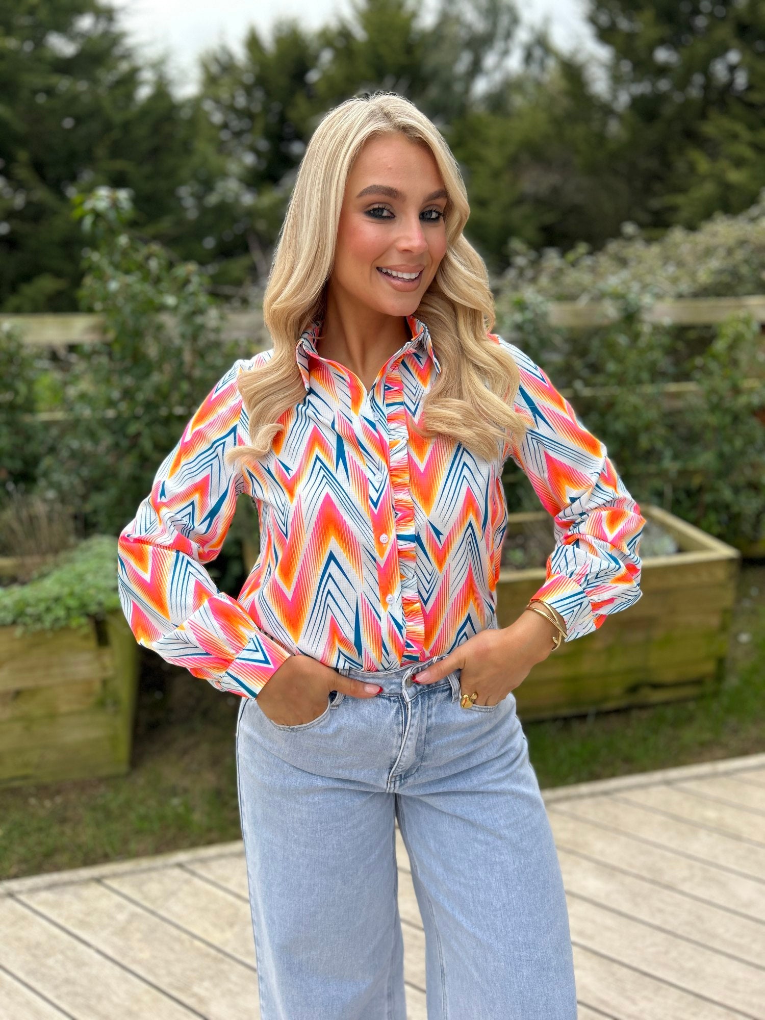 Retro Shirt - Image 2