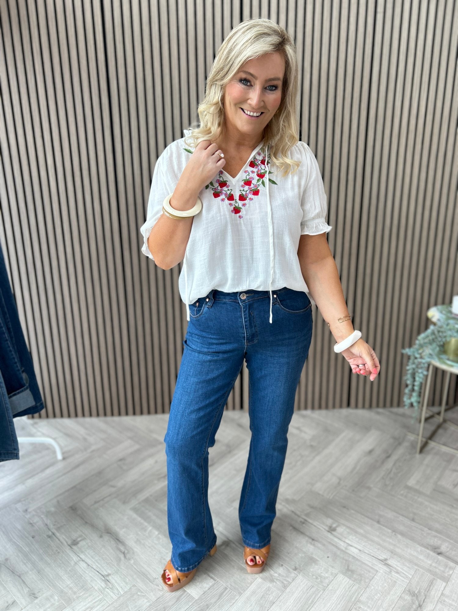 Clodagh Boot Cut Short - Image 9