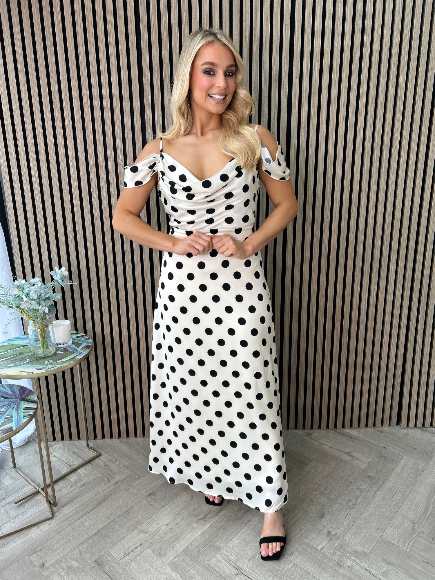 Julie Maxi Dress White - Image unknown