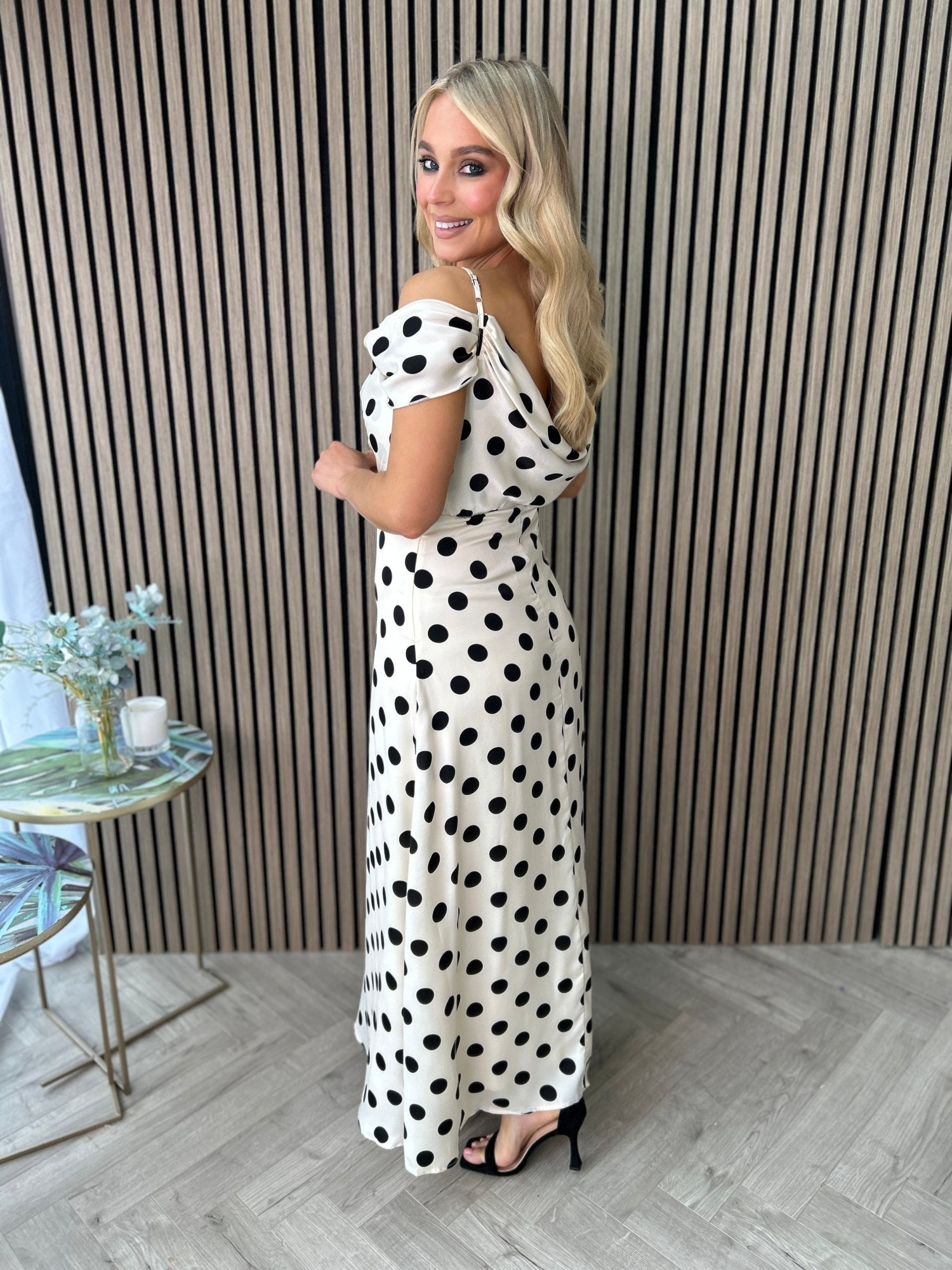 Julie Maxi Dress White - Image 6