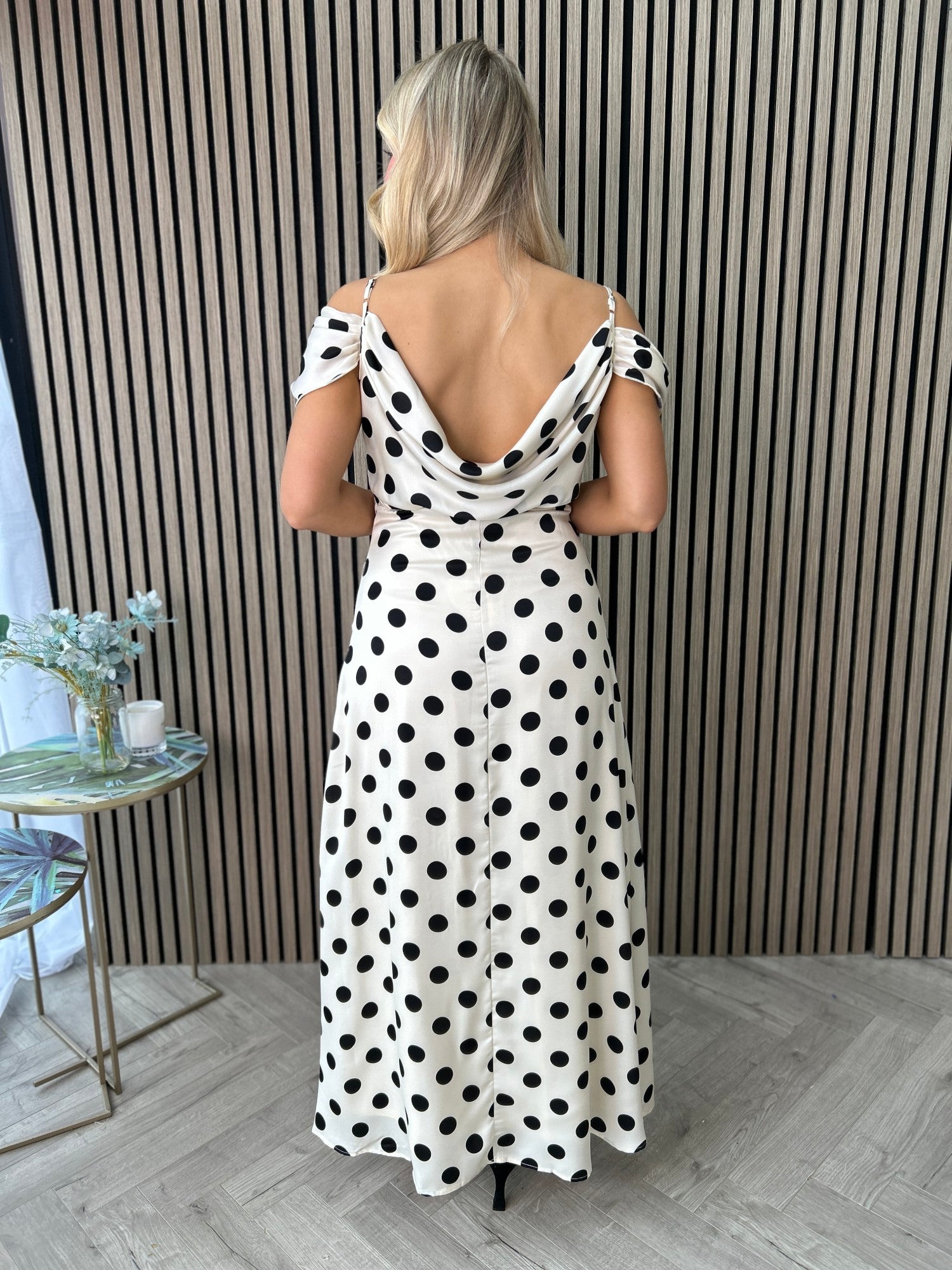 Julie Maxi Dress White - Image 3