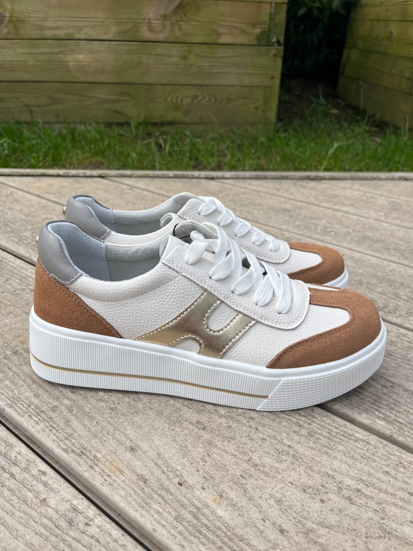 Darla Mocha Trainer - Image 3