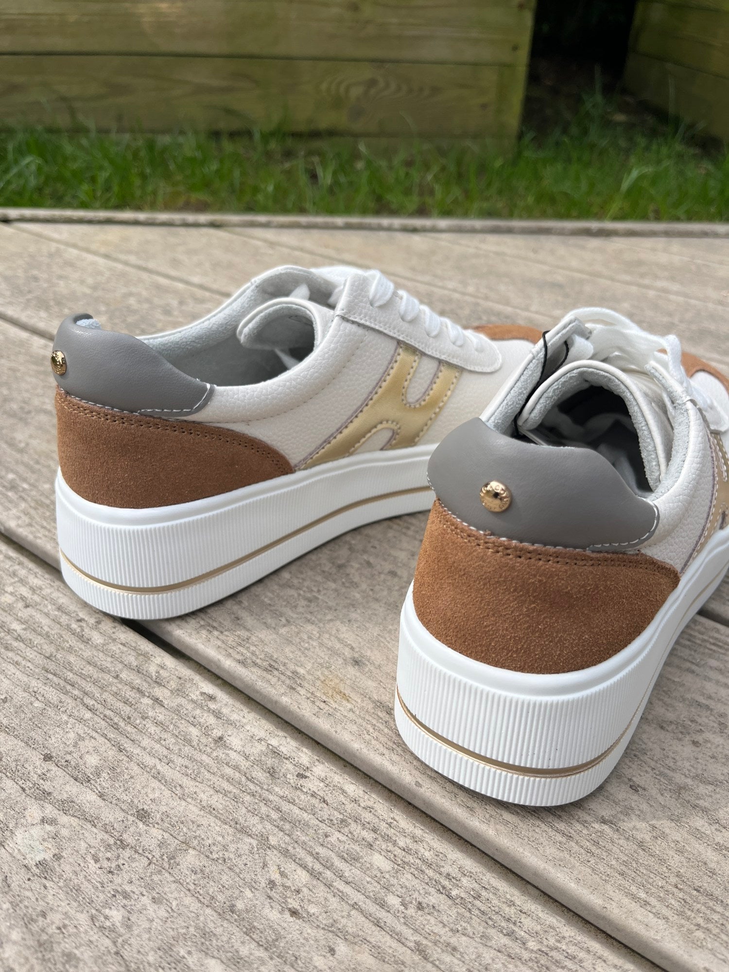 Darla Mocha Trainer - Image 4