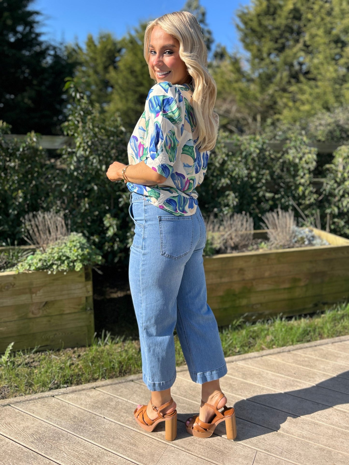 Etta Wide Leg Crop Jean