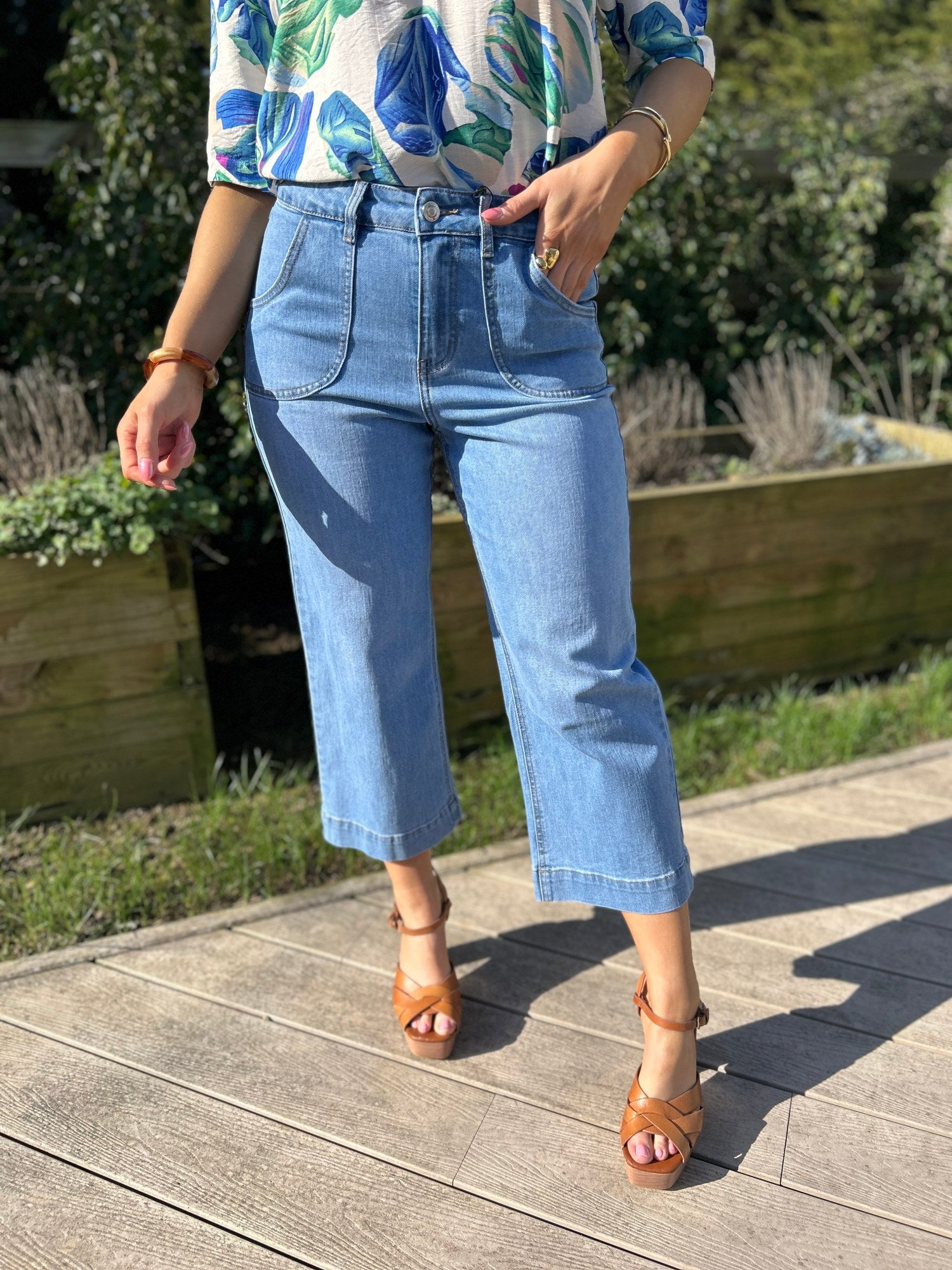 Etta Wide Leg Crop Jean