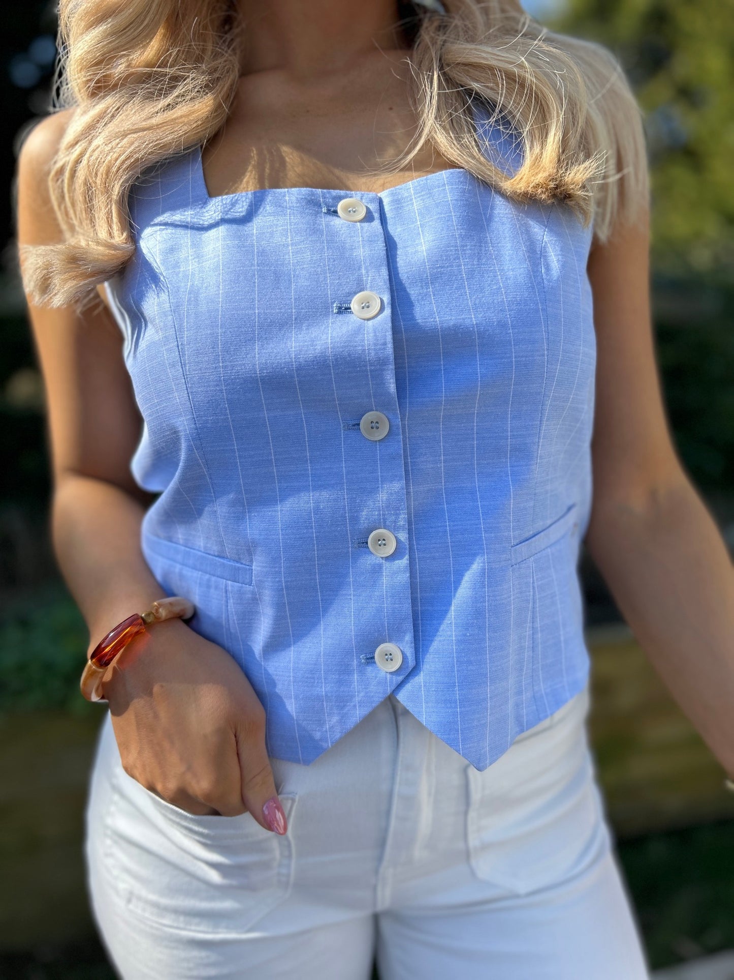 Edlyn Waistcoat Sky - Image 4