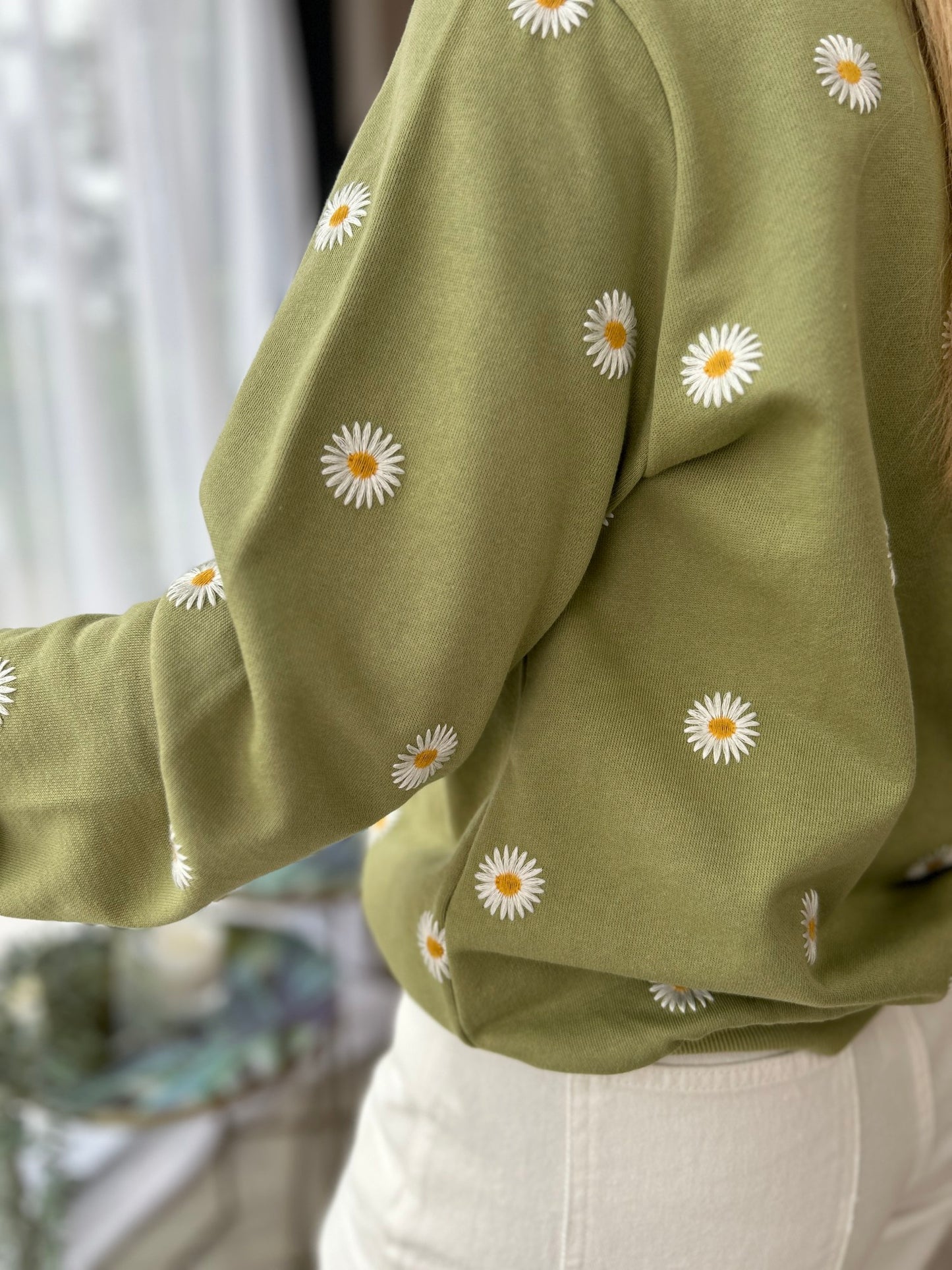 Quinn Sweatshirt Sage - Image 6