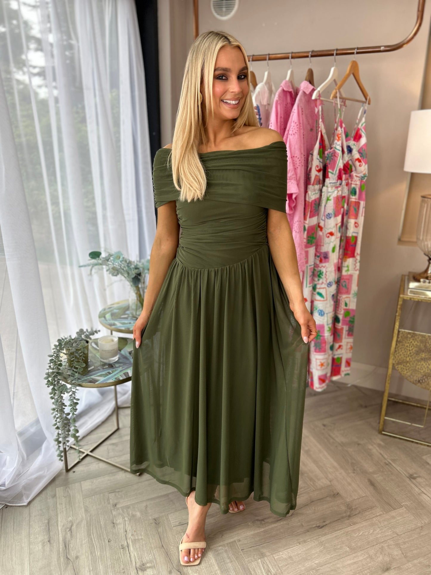 Inez dress Green - Image unknown
