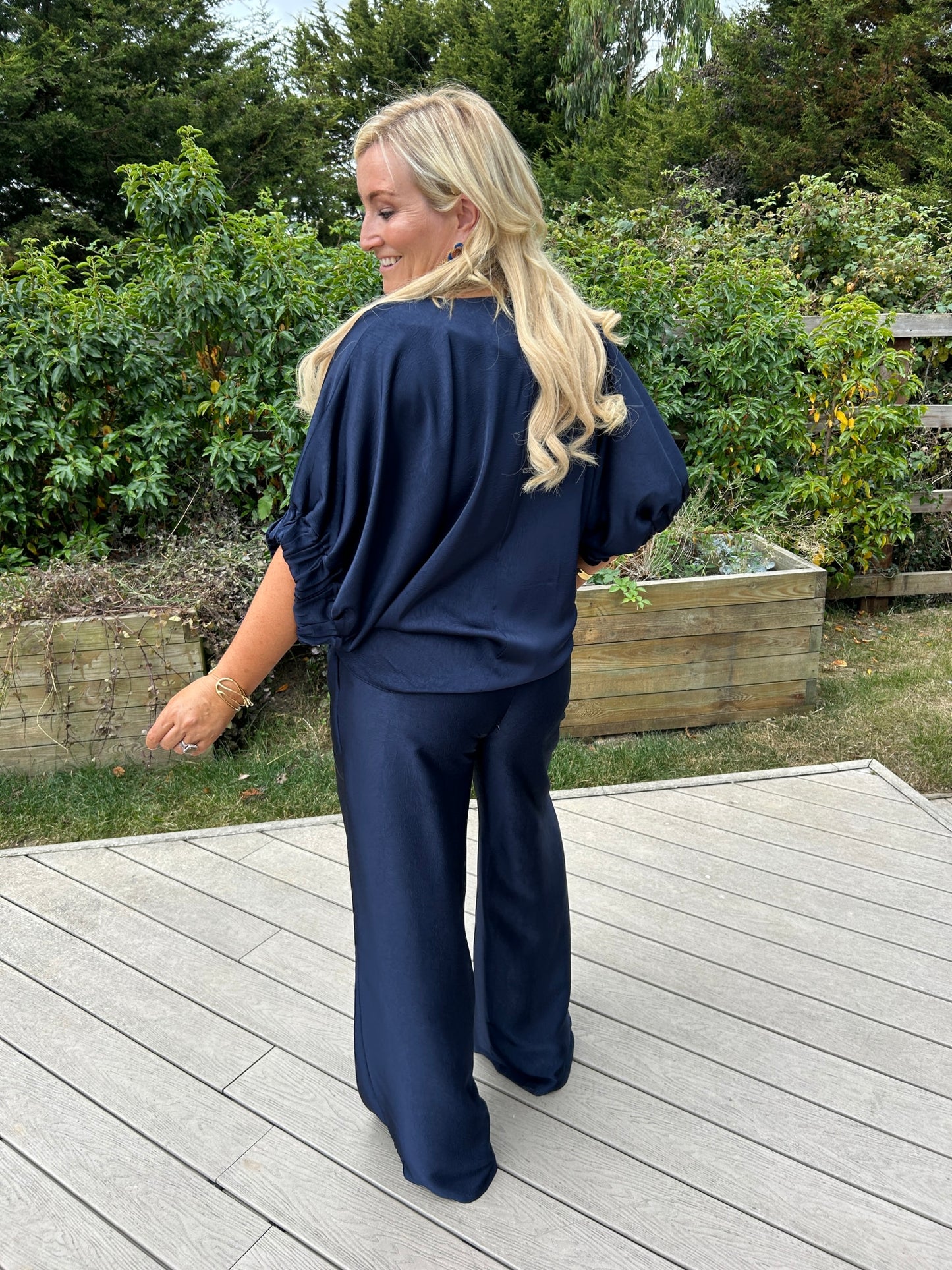 Lille Satin Top  Navy - Image 9